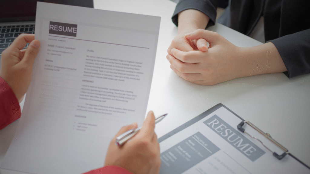 مراجعة اخطاء السيرة الذاتية اثناء المقابلة الشخصية